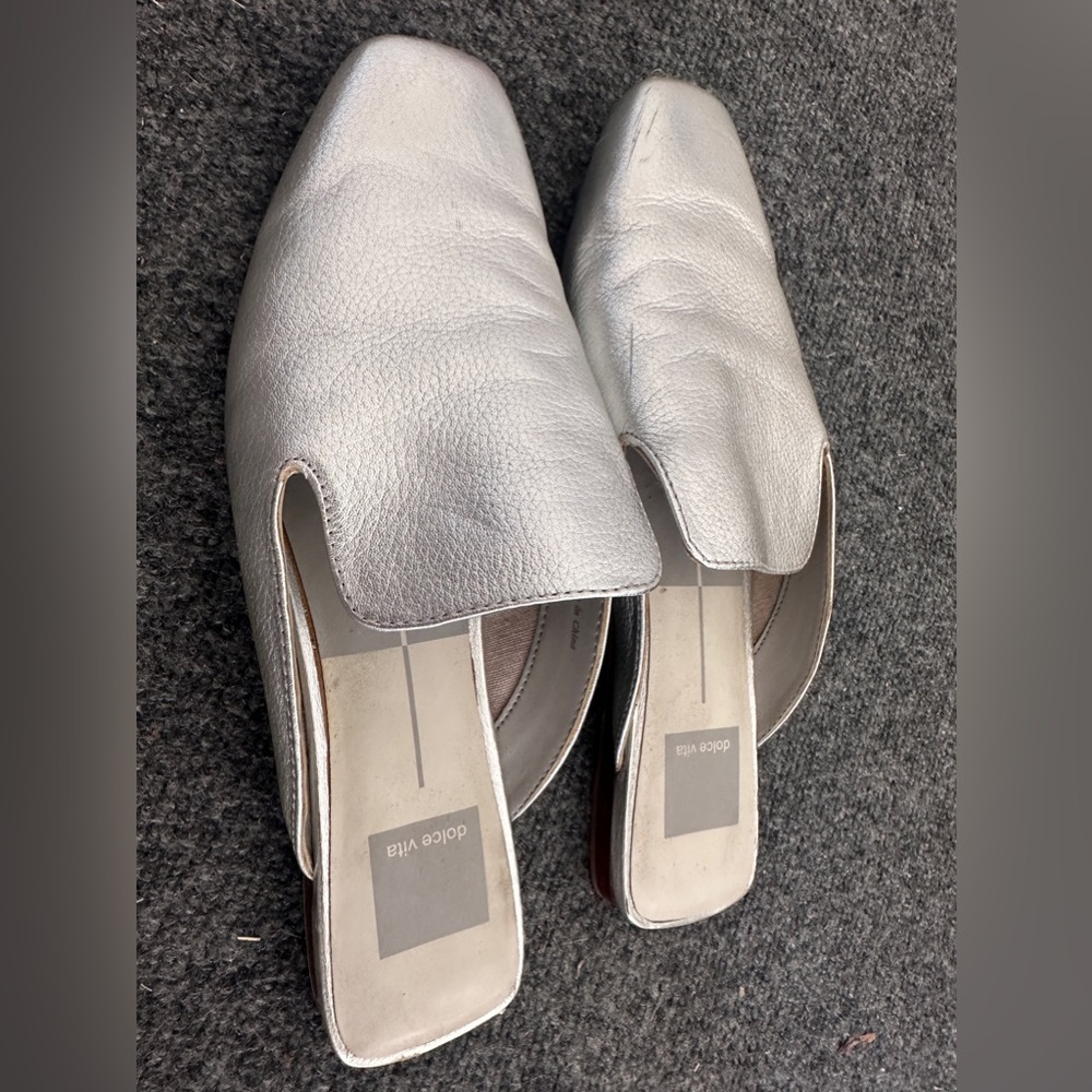Dolce Vita silver slides size 6.5